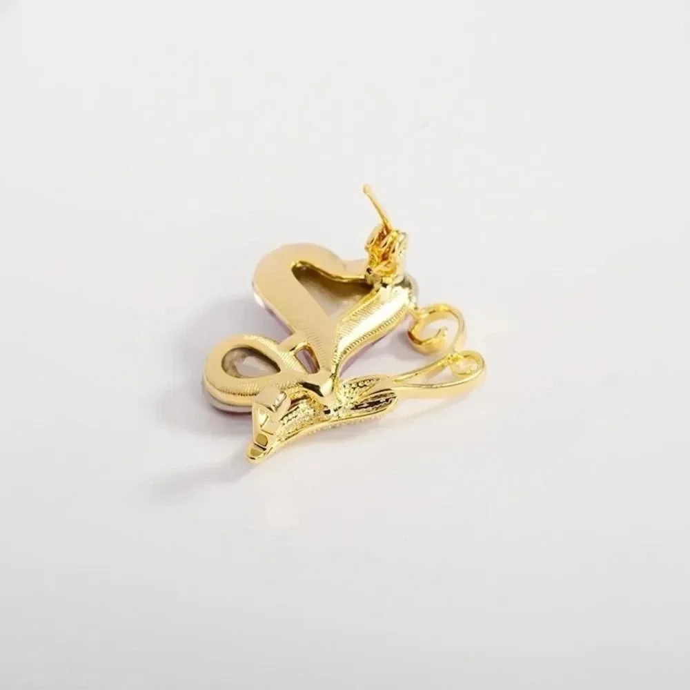 VQ Butterfly Brooch - Picture 5 of 8